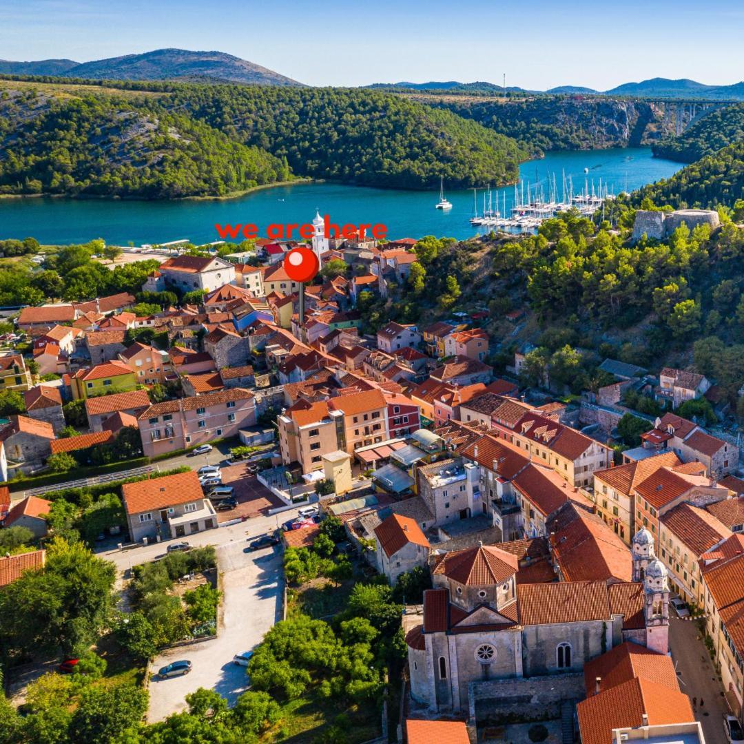 Mediterranean Terrace Apartment With Bikes & Sup Skradin Eksteriør billede