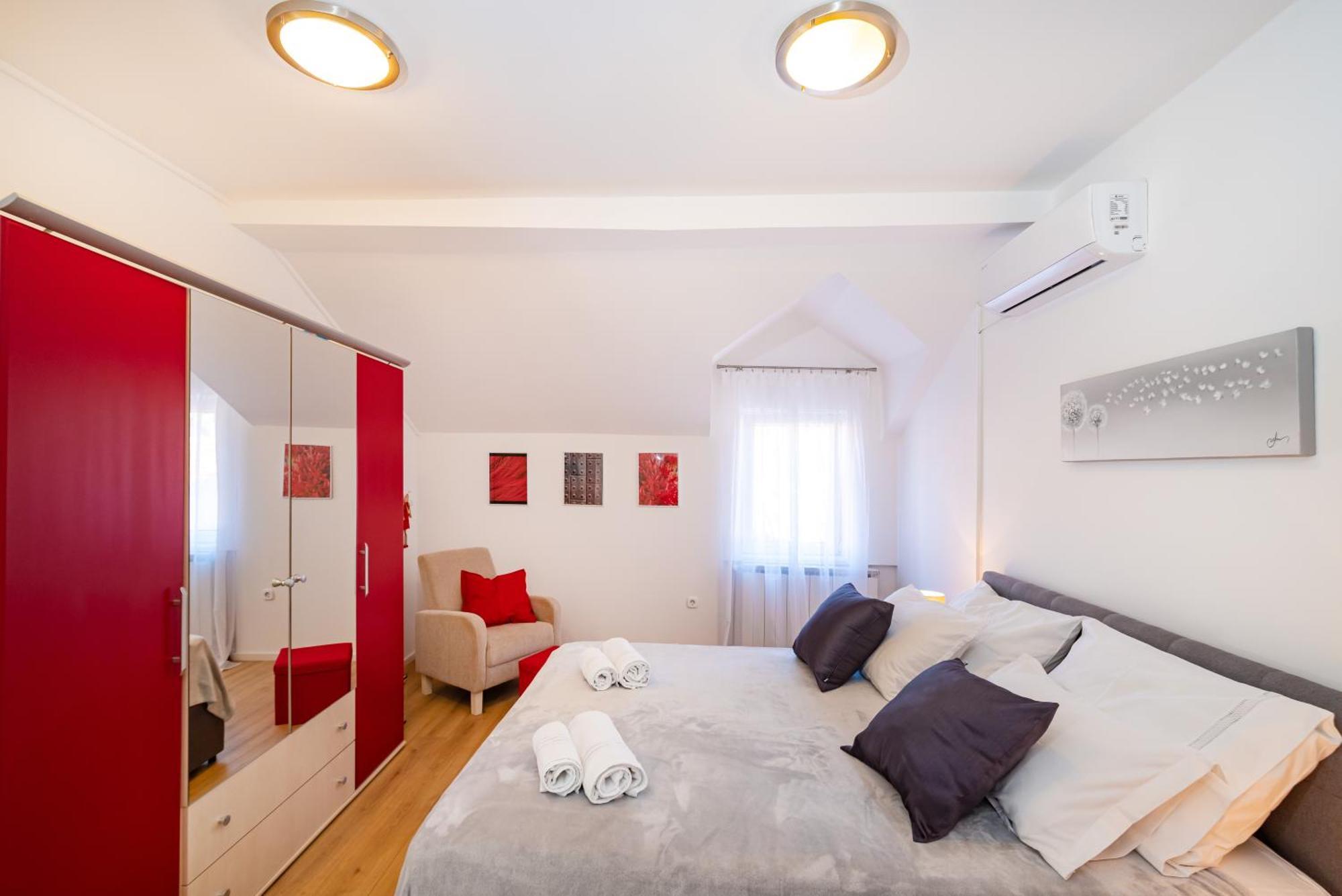 Mediterranean Terrace Apartment With Bikes & Sup Skradin Eksteriør billede