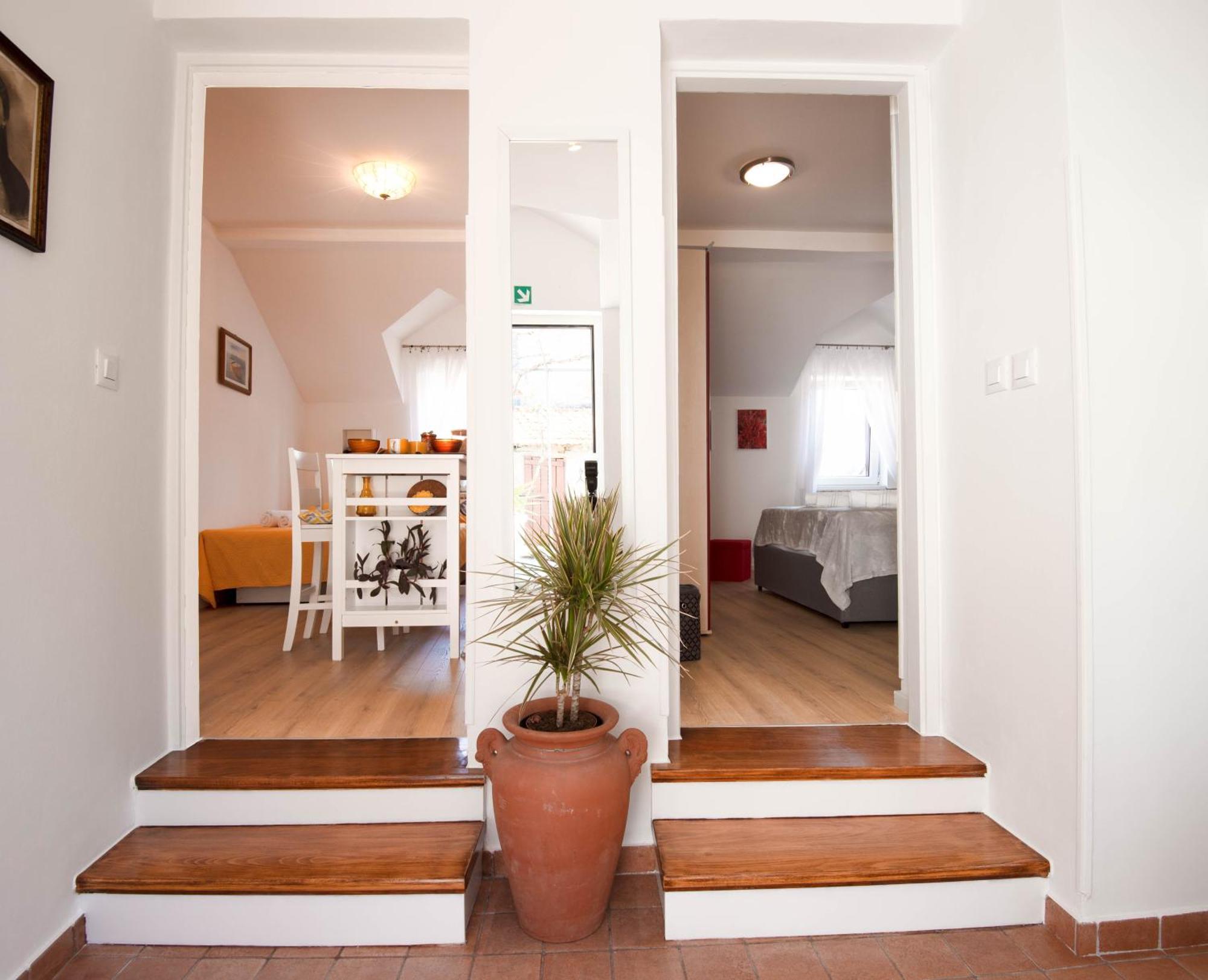 Mediterranean Terrace Apartment With Bikes & Sup Skradin Eksteriør billede